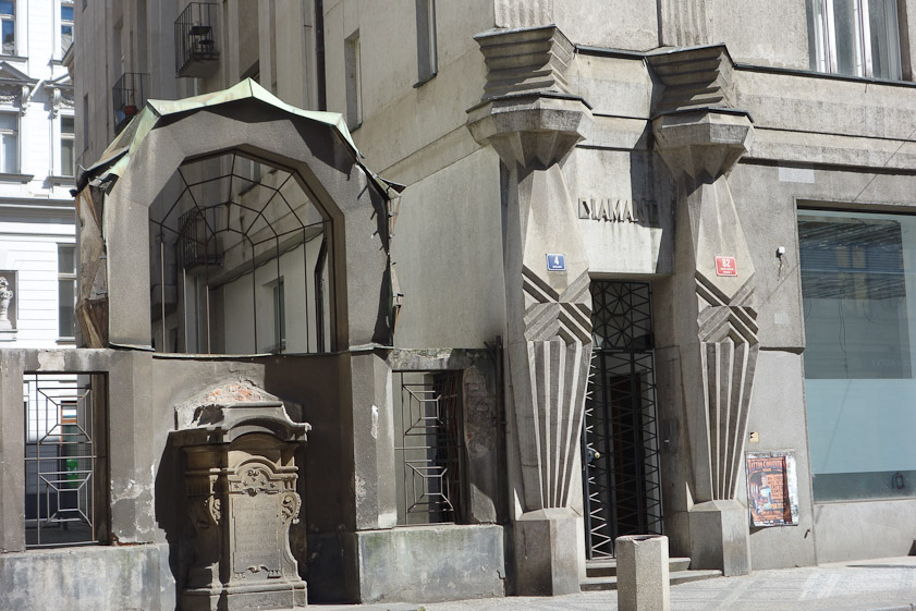 At Spálená 82/4 we saw what looked like Cubist features. This is Dům Diamant, an apartment building 1912-1913.