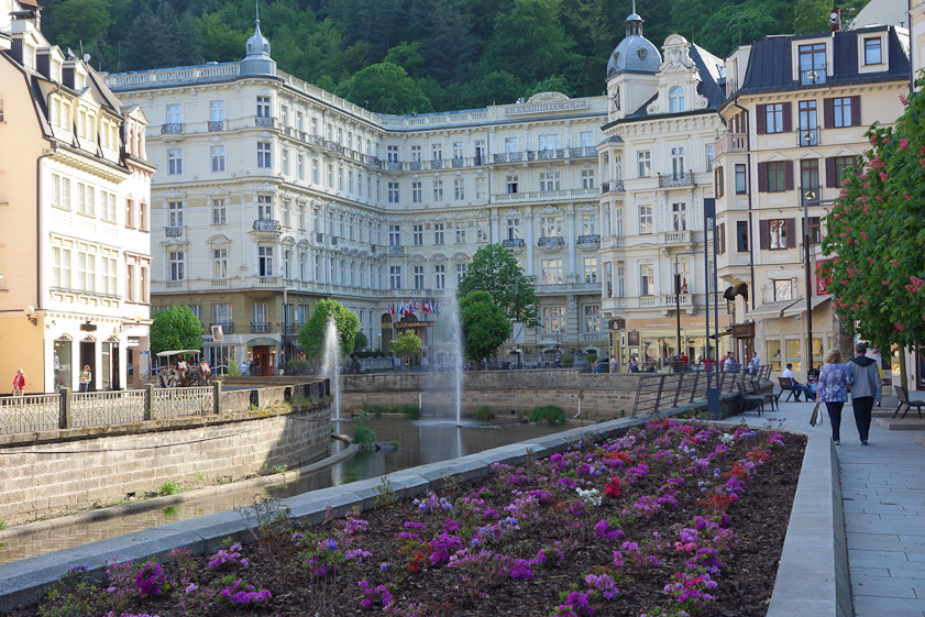 The biggest hotel in town is the Grand Hotel Pupp, where the Tepla makes a 90º bendf. This version was built 1896-1907 but previous versions, under other names, date back to 1701.