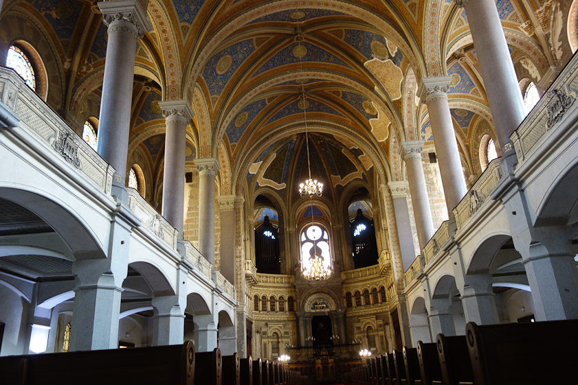 The sanctuary was designed to seat 1.200 people. It is used now for concerts. In January 1942 the Germans sent 2,605 Jews from Pilsen to concentration camps. Only 204 survived the war, and many of them emigrated to the USA or Israel. Those remaining today hold services in a much smaller room.