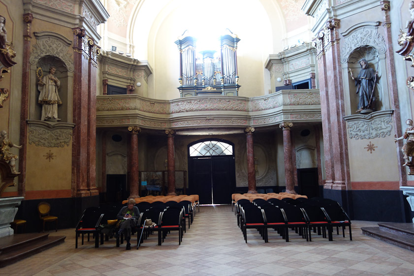 It is rented to the town of Kutna Hora, and is used mostly for concerts and occasionally for liturgical events.