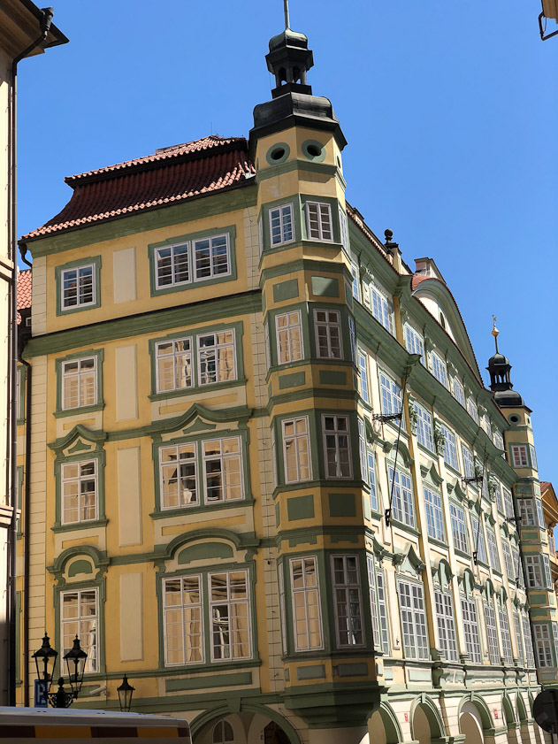 Building in Malostranske Namesti.