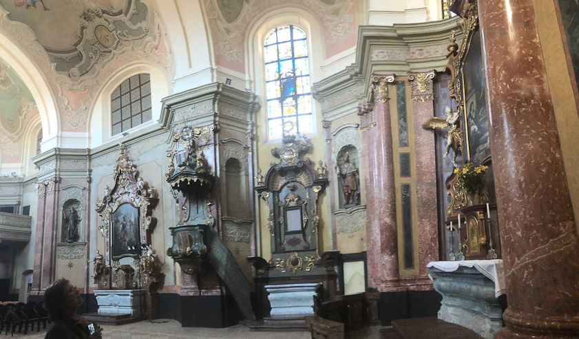 The church was built 1734-52 and decorated in Baroque style in 1754.