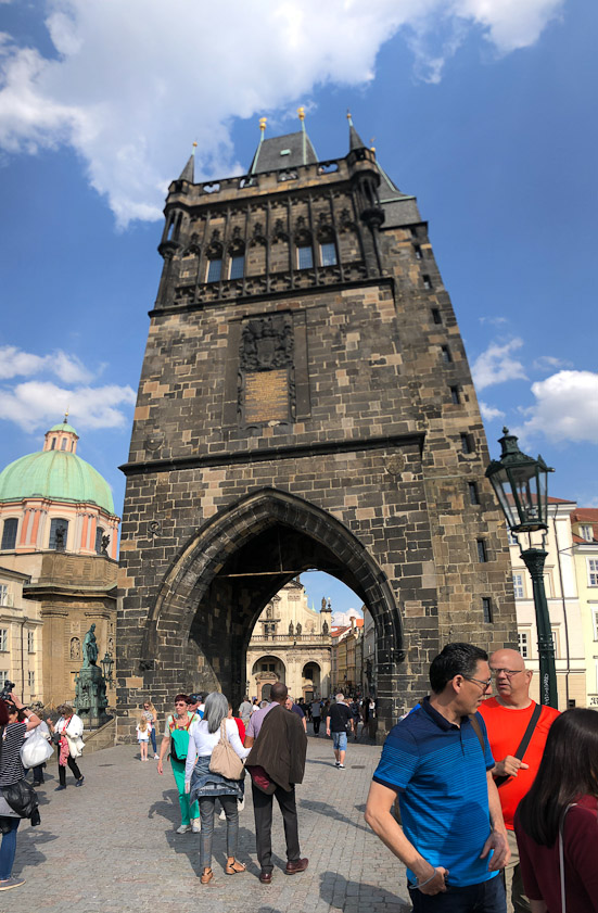 Old Town Bridge Tower is the eastern entrance to the Charles Bridge. It and Charles Bridge were built by Peter Parler in the late 14c.