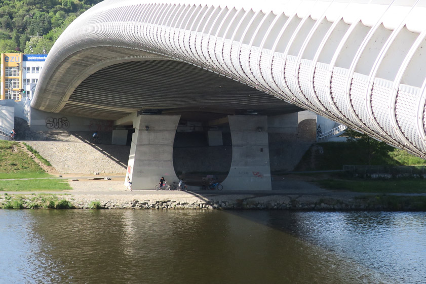 The underside of the bridge shows the many conrete crossbeams that are attached to the 