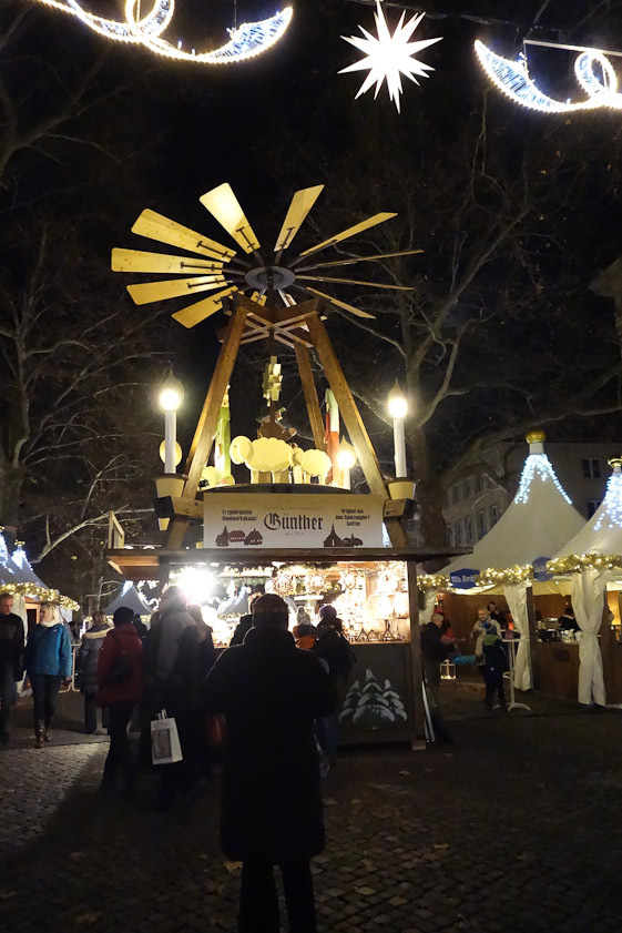 After checking into the Martha Hotel in Dresden, we found the Neustadt Christmas market  underway nearby,.