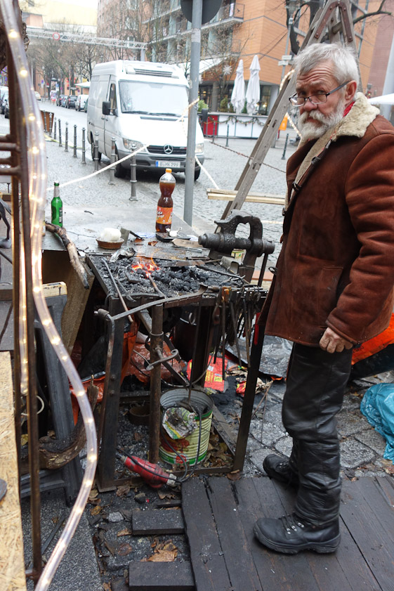 We only saw a forge in one Christmas market, at Potsdamer Platz.