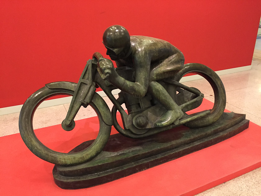 This Moderninst sculpture is 