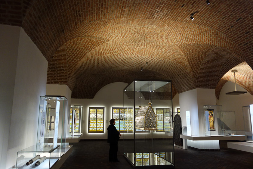 Another beautiful gallery, of the Middle Ages.