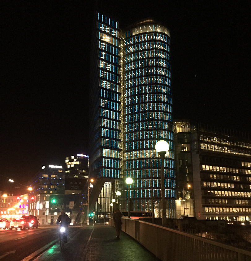 The Uniqa Tower changes colors. It was on our way to our first dinner in Vienna. It is on the north side of the Danube Canal, just west of where the canal is joined by the Wien River.
