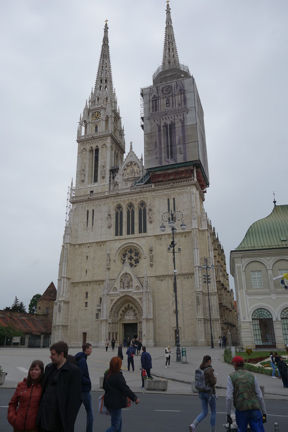 Zagreb Cathedral was finished in Gothic style in 1217, but was destroyed by Tartars in 1242. A new cathedral was started in late 13c.
