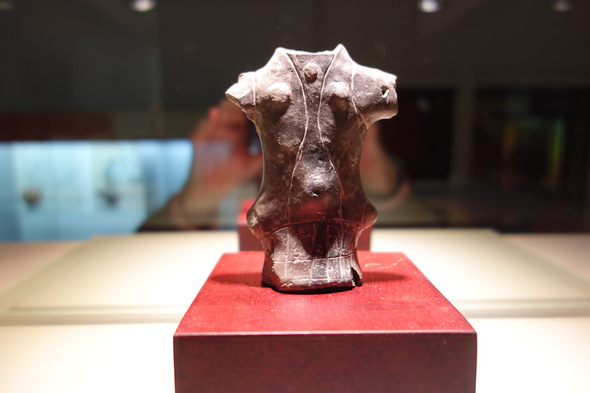 A ceramic torso figure similar to what we saw at a Jomon site in Japan. Late Stone Age Vinca Culture, 3000-4000 BC.