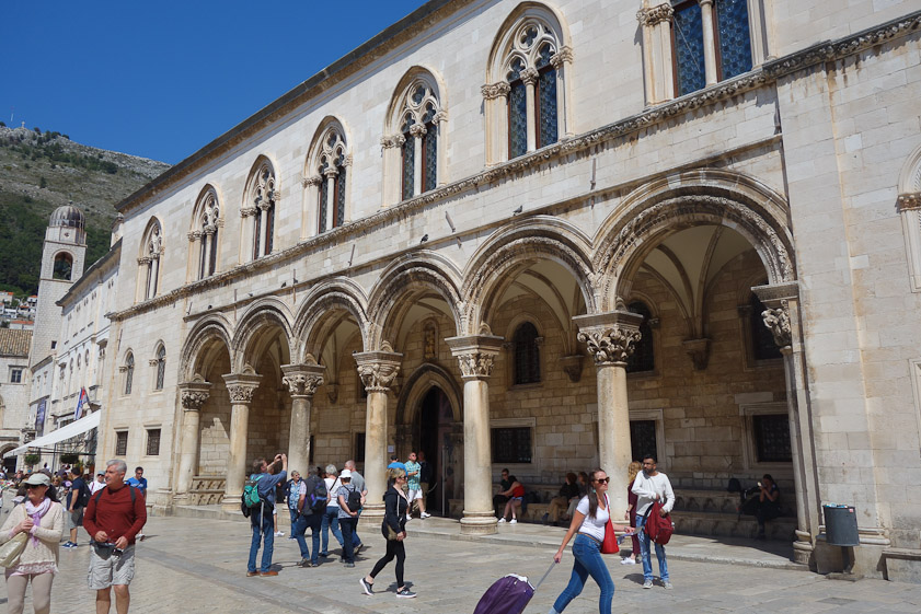 The Rector's Palace in the daytime. It was closed for renovation.