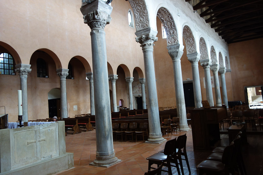 The nave of the basilica, seen from the side of the choir.