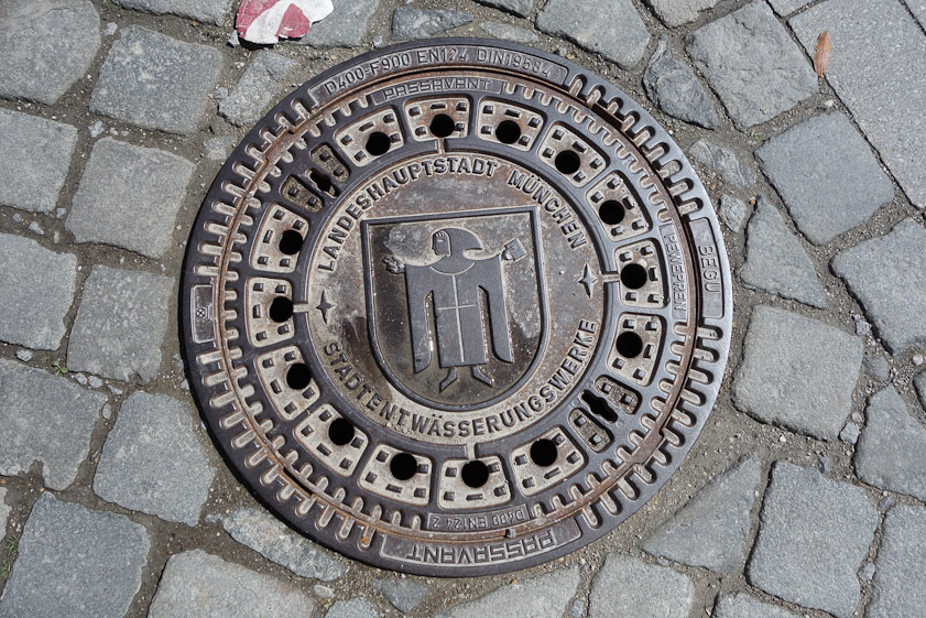 Manhole cover in Munich