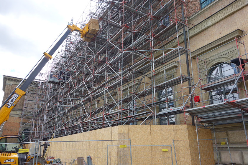 The old masters gallery (Alte Pinakothek) was being restored.