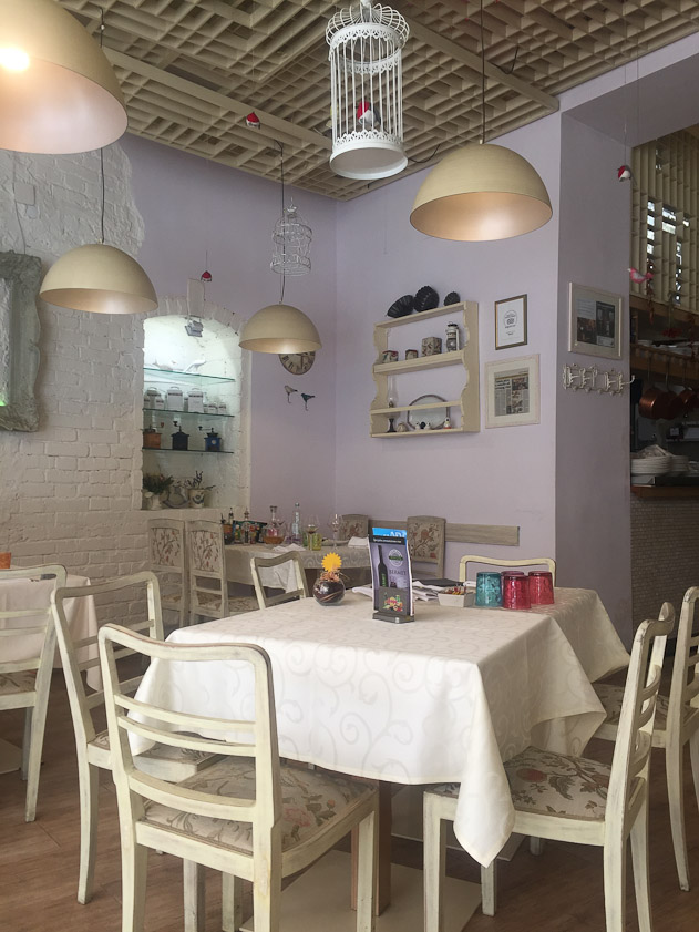 We had lunch in Fotić.