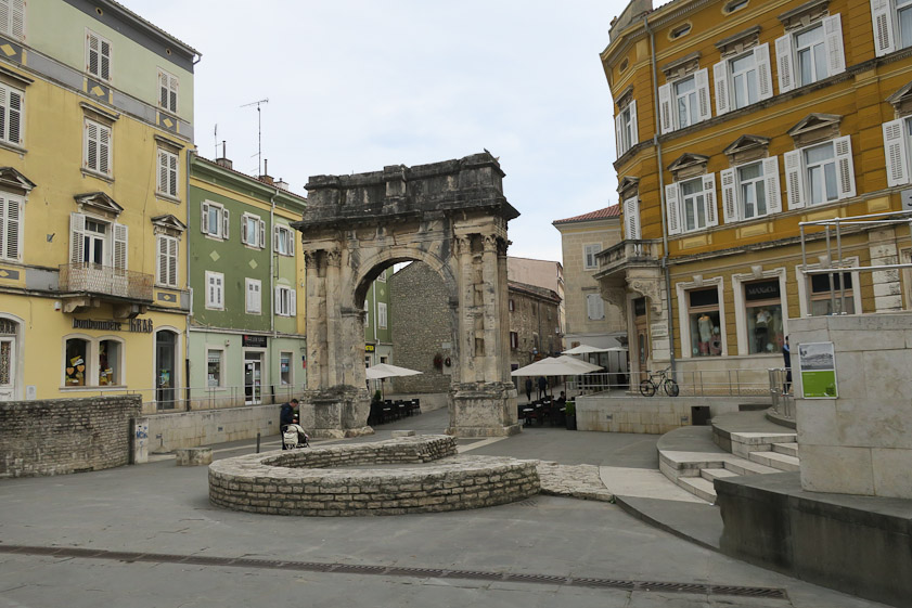 Another gate in the Roman wall protecting the port of Pula.