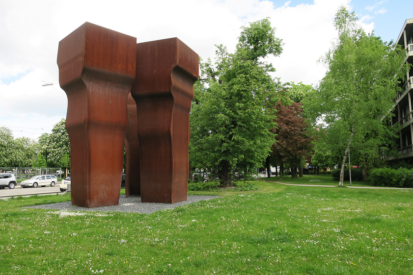 This sculpture is in front of the Pinakotek der Moderne.