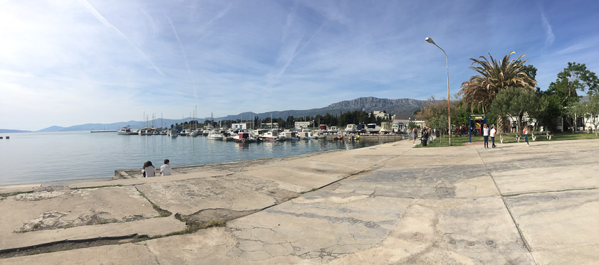 Stari Mornar is on a marina.