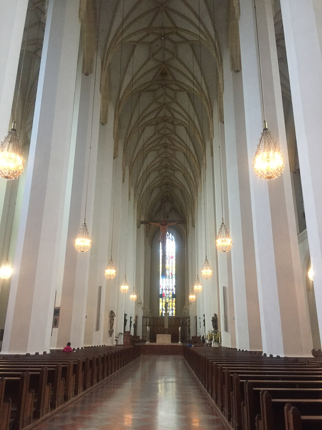 The day we were to leave Munich the elevator to our 6th floor hotel room broke. We walked down and did some sightseeing while waiting for the repairs to be finished. This is the Frauenkirke, Munich's cathedral.