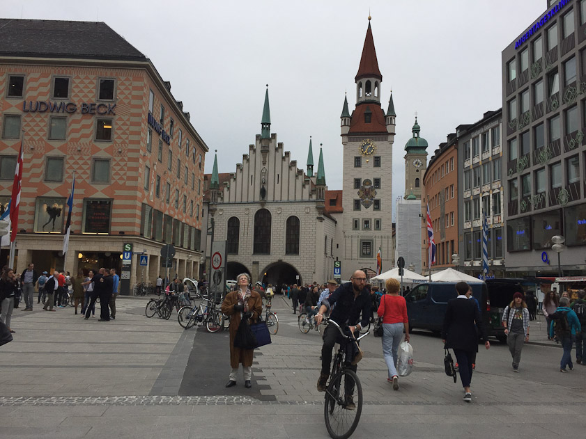 The center of Munich is Marienplatz, with the Altes Rathaus at its east end.
