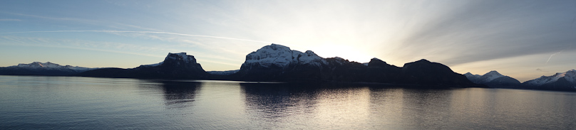 This was at 10:40 AM on 21 January. The sun never gets more than a couple of degrees above the horizon at this time of year.