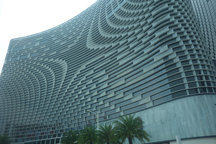 Another view of Talee Star Place Department Store, without the reflections.