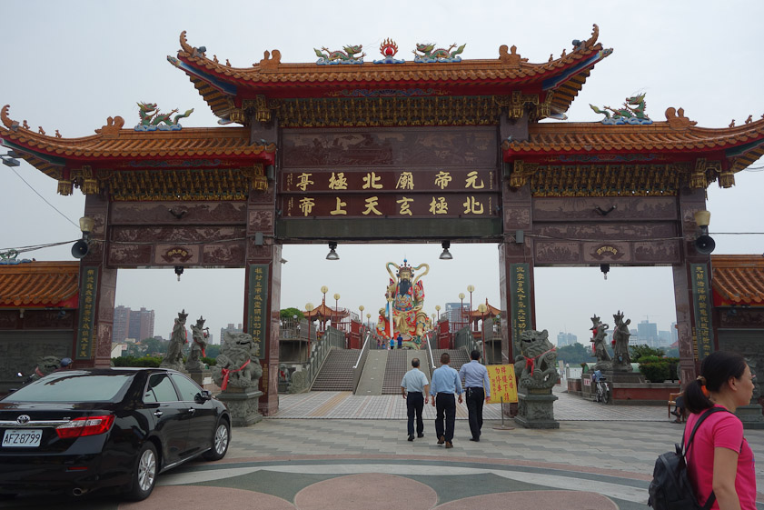 The gate of Pei Chi Pavilion.
