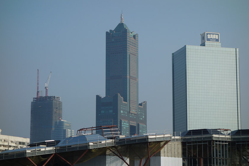 That is the tallest building in Kaohsiung, which pokes up in all those foggy photos I took from the hotel. It is 85 Sky Tower, formerly known as the T & C Tower or Tuntex Sky Tower.