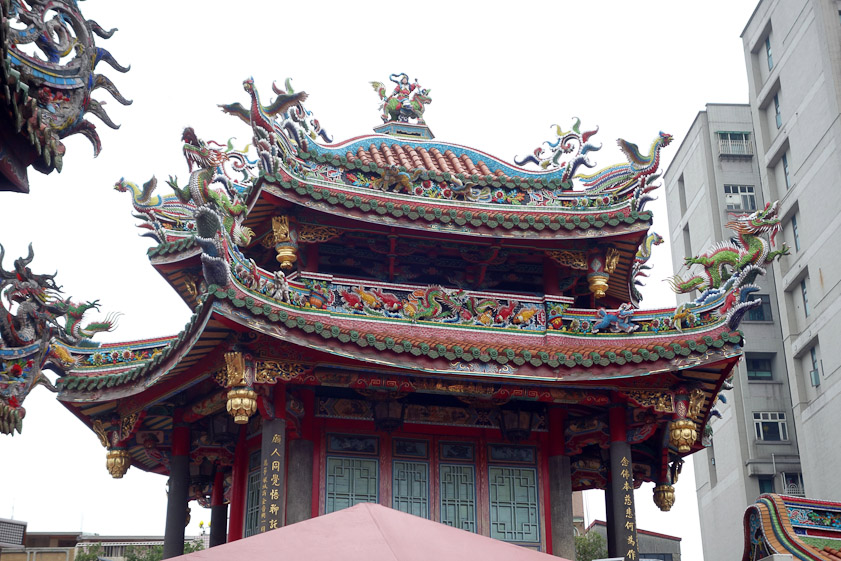 This one of the bell and drum towers on the left and right of the court in front of the main hall.