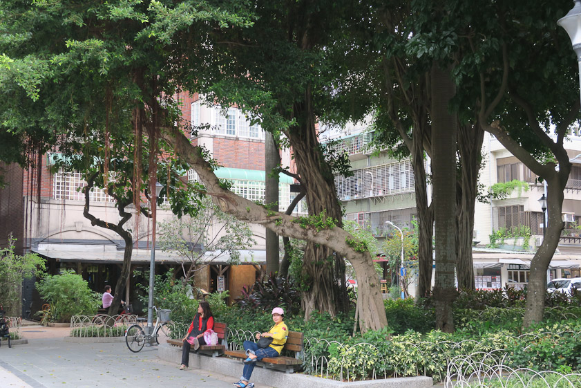 Yongkang Park,
