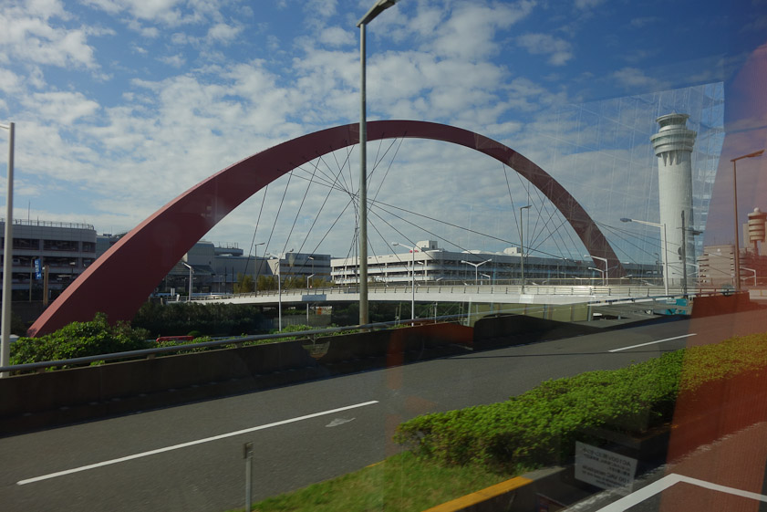 Arch bridge at Haneda with complcated set of hangers.