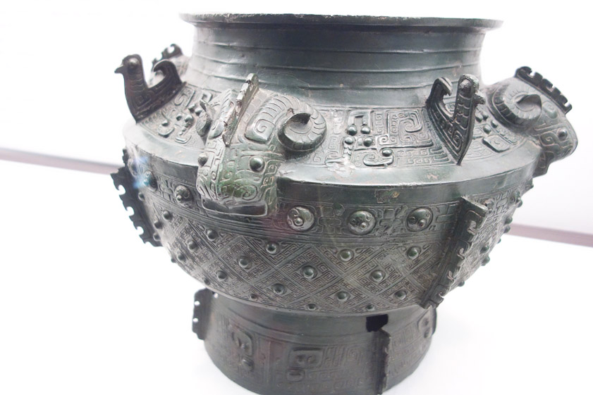 The day after we landed in Taipei we returned to the National Palace Museum for our thrird visit. We started in the bronzes gallery. This is a lei wine vessel with sheep heads. Late Shang Dynasty, 11-13c BC.