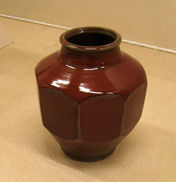 A precisely made small pot.