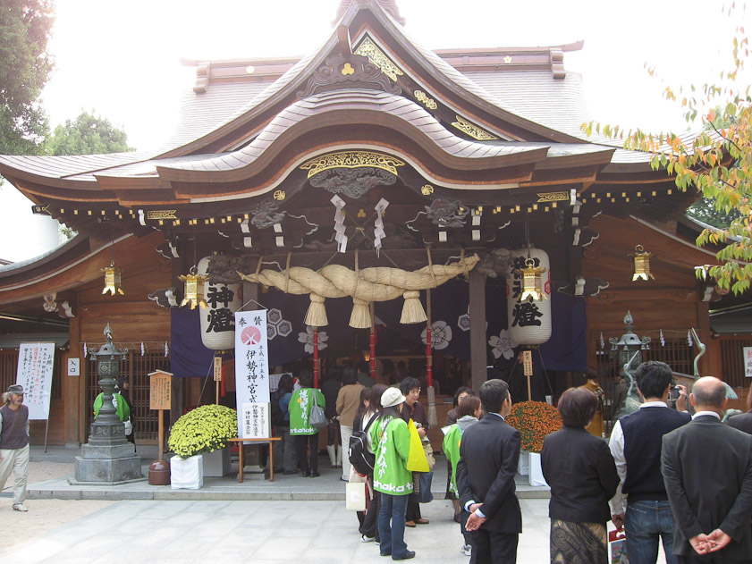 The sacred rope (shimenawa) is a symbol of purification, and is hung in front of the main building in a Shinto shrine.