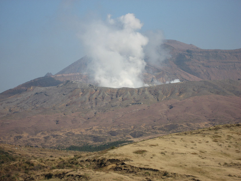 There were eruptions in 1974, 1979, 1984–1985, 1989–1991, 2009, 2011, 2015 and 2016.