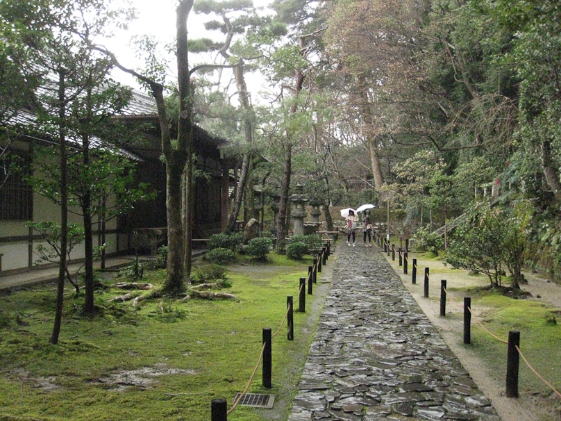 The footing was treacherous on the moss-covered stones at Honen-in temple
