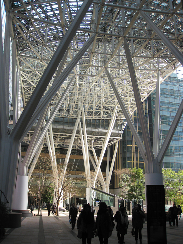 Entrance to Tokyo Midtown, the swanky mall in Roppongi where the Suntory Museum is located.