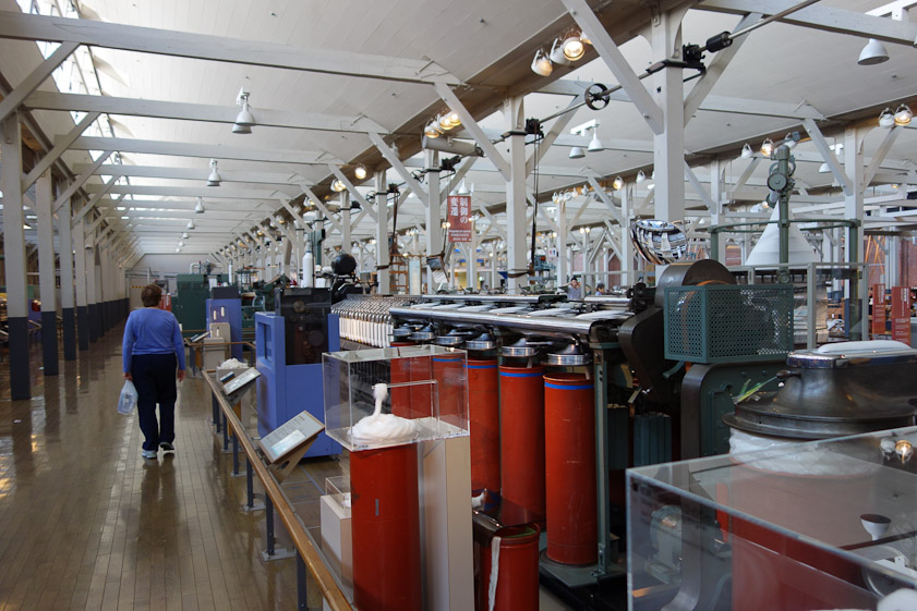 The Toyota Commemorative Museum of Industry and Technology in Nagoya is divided into two parts. We only had time to see the Textile Pavilion, leaving the Automotive Pavilion to our next visit. This was full of workable machines covering the history of textile production, including hand work, water powered mills, equipment from the age of steam, and modern looms with the latest technology.