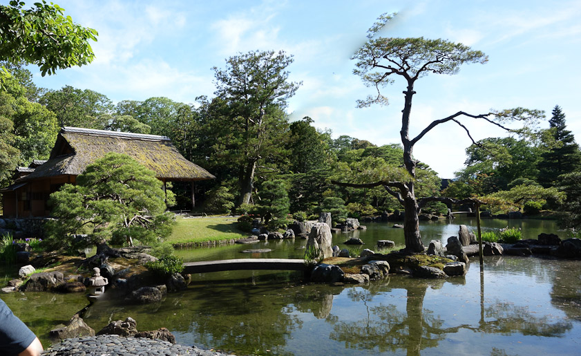A tea house (the Shokintei) at Katsura Villa. It faces the main house across the lake.