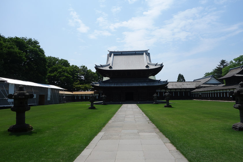 The main hall at Zuiryu-ji.