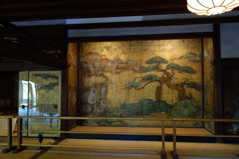 Old painting at Shoren-in
