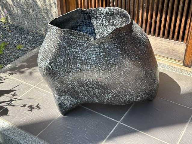 A large pot by Takiguchi Kazuo outside the gallery front door.