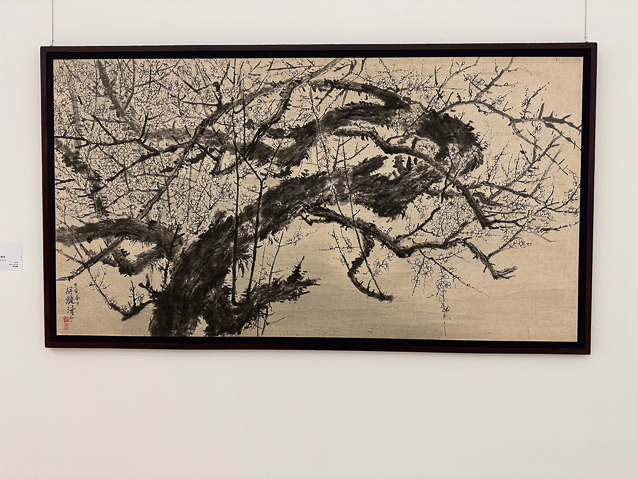 We saw an exhibion  of works by GUSHIKEN Seiji