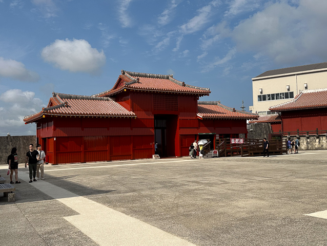 Gate on south side of white courtyard on previous map.Temporary building at upper right/