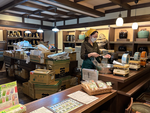 The teahouse near our hotel where we went to taste tea seemed to do q wholesale business
