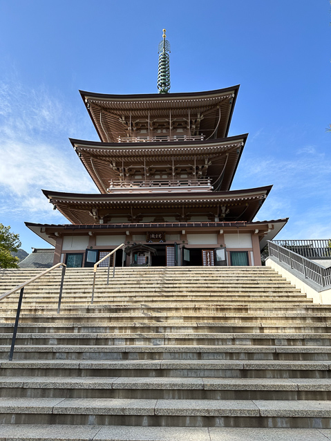Too many stairs for us.