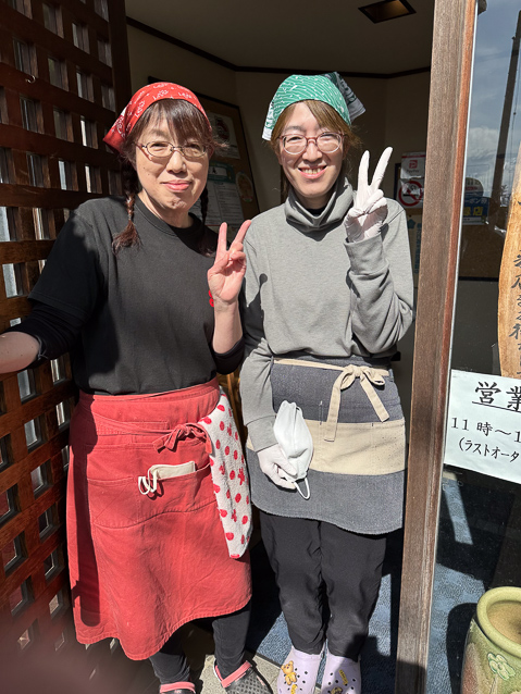 The cook and waitress sending us off.