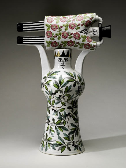 She used many styles. This work was in the show. No photos were allowed, so I dowmloaded these from another website.