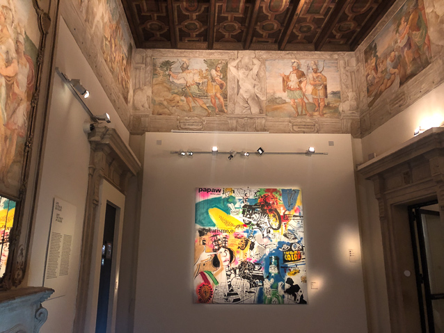We visited the Palazzo Fava to see work by  Ludovico Carracci, Agostino Carracci and Annibale Carracci, but it is  so high on the walls of three rooms that we couldn't appreciate it. The palazzo is an tempoary exhbit space for other art.